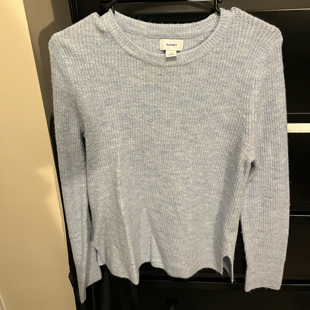 Old Navy sweater